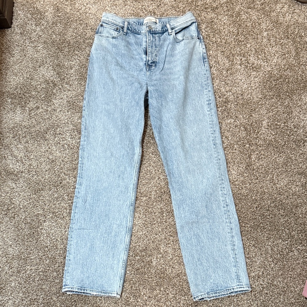 Abercrombie & Fitch Light Wash Straight Leg Jeans